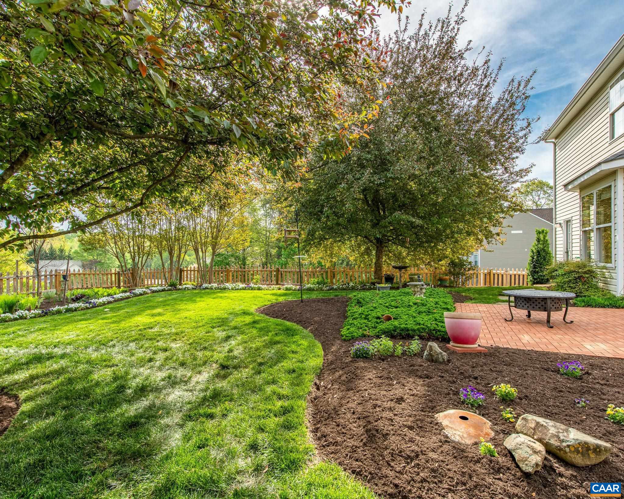 352 LEAPING FOX CT, CHARLOTTESVILLE, Virginia 22902, 4 Bedrooms Bedrooms, ,2 BathroomsBathrooms,Residential,352 LEAPING FOX CT,676016 MLS # 676016