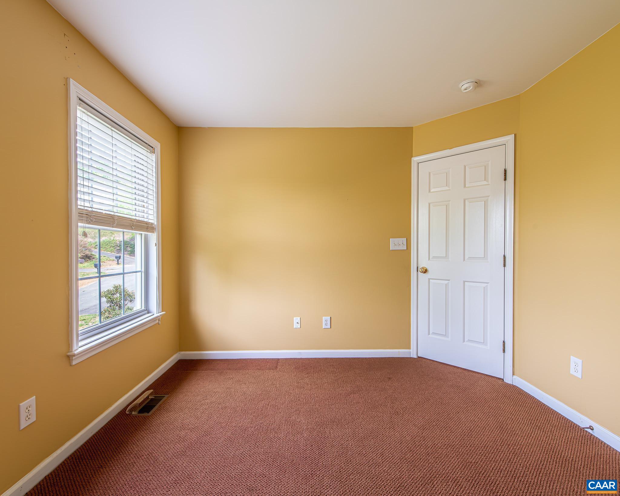 352 LEAPING FOX CT, CHARLOTTESVILLE, Virginia 22902, 4 Bedrooms Bedrooms, ,2 BathroomsBathrooms,Residential,352 LEAPING FOX CT,676016 MLS # 676016