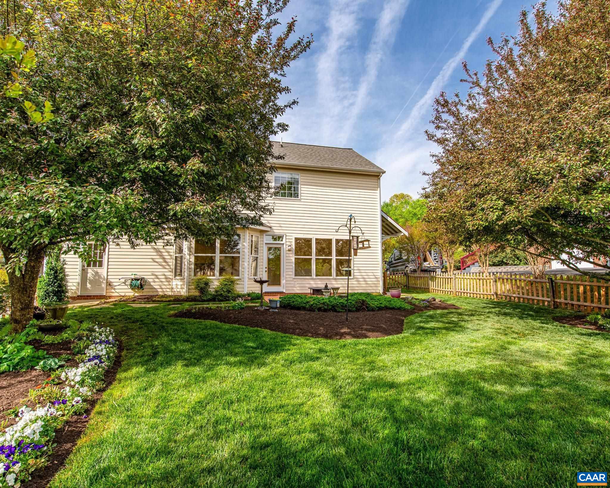 352 LEAPING FOX CT, CHARLOTTESVILLE, Virginia 22902, 4 Bedrooms Bedrooms, ,2 BathroomsBathrooms,Residential,352 LEAPING FOX CT,676016 MLS # 676016