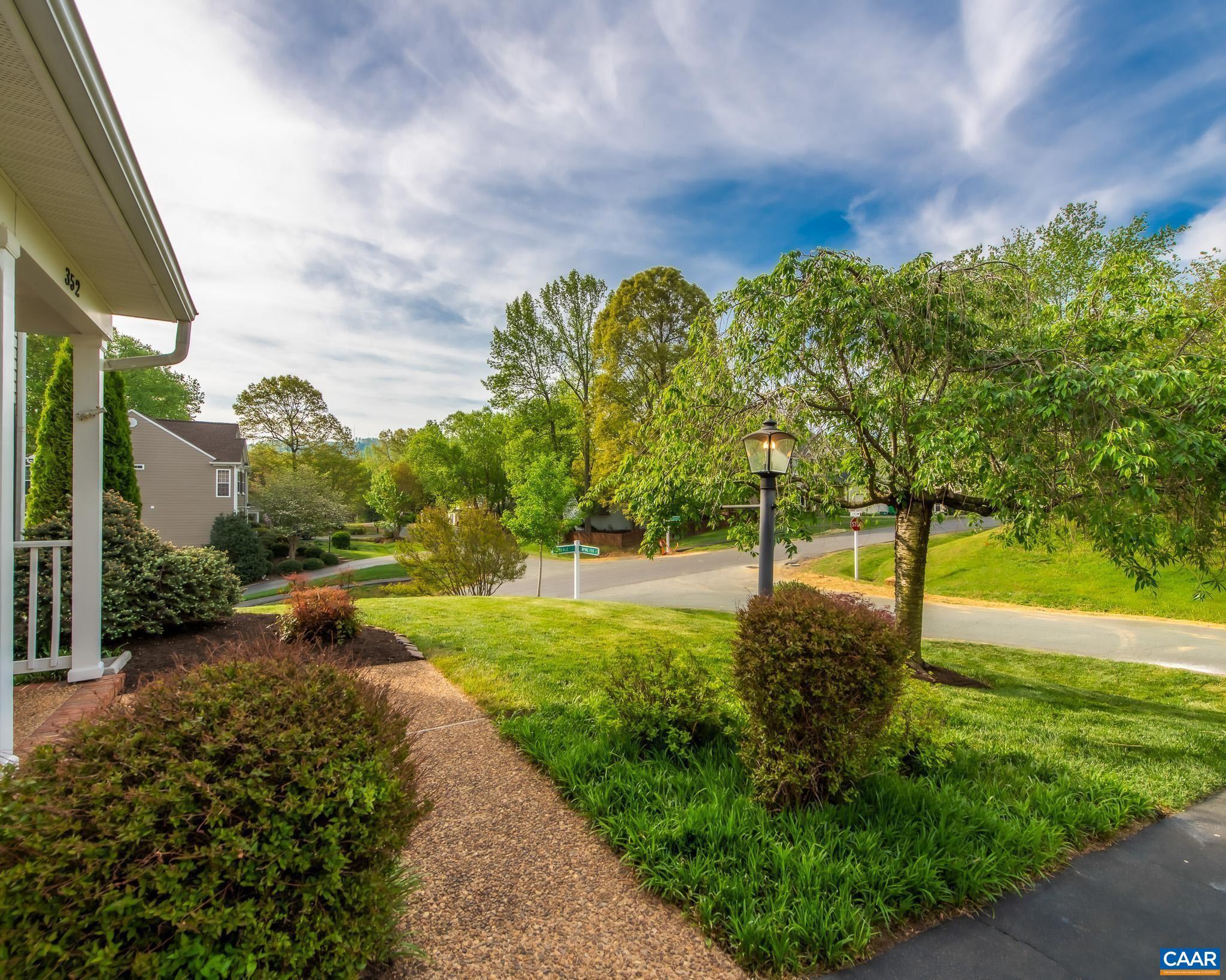 352 LEAPING FOX CT, CHARLOTTESVILLE, Virginia 22902, 4 Bedrooms Bedrooms, ,2 BathroomsBathrooms,Residential,352 LEAPING FOX CT,676016 MLS # 676016