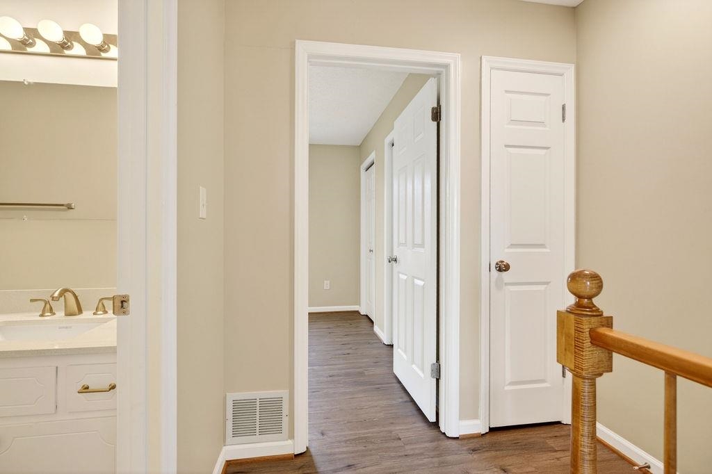 2333 MORRIS MILL RD, STAUNTON, Virginia 24401, 2 Bedrooms Bedrooms, ,1 BathroomBathrooms,Residential,2333 MORRIS MILL RD,676018 MLS # 676018