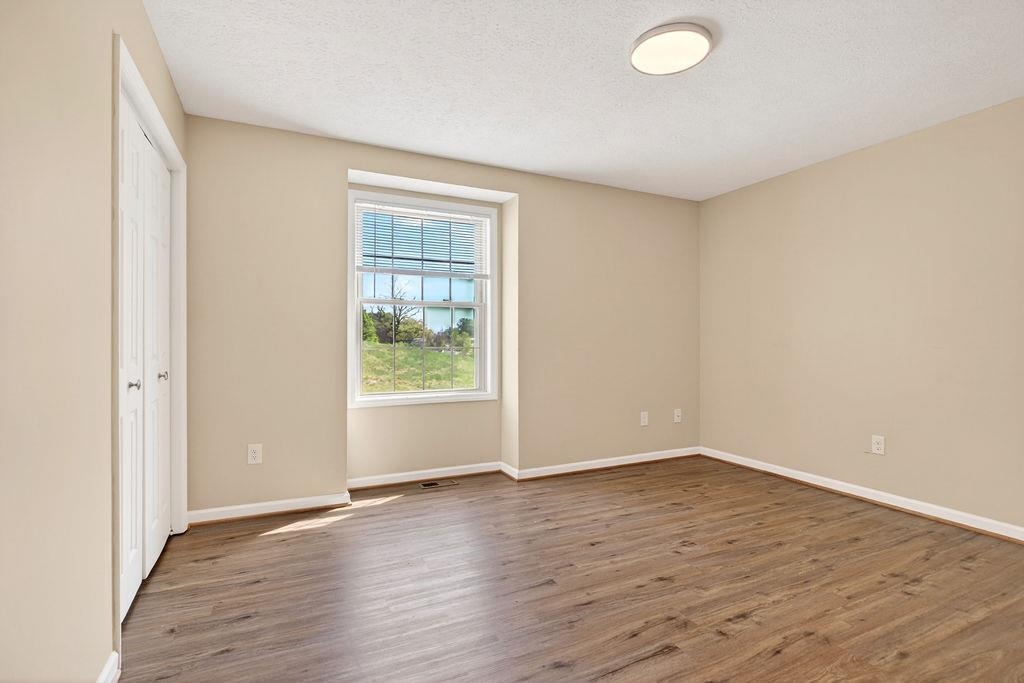 2333 MORRIS MILL RD, STAUNTON, Virginia 24401, 2 Bedrooms Bedrooms, ,1 BathroomBathrooms,Residential,2333 MORRIS MILL RD,676018 MLS # 676018