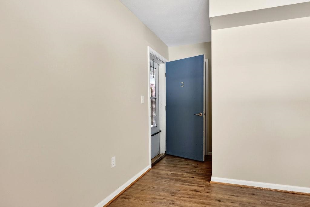 2337 MORRIS MILL RD, STAUNTON, Virginia 24401, 2 Bedrooms Bedrooms, ,1 BathroomBathrooms,Residential,2337 MORRIS MILL RD,676020 MLS # 676020