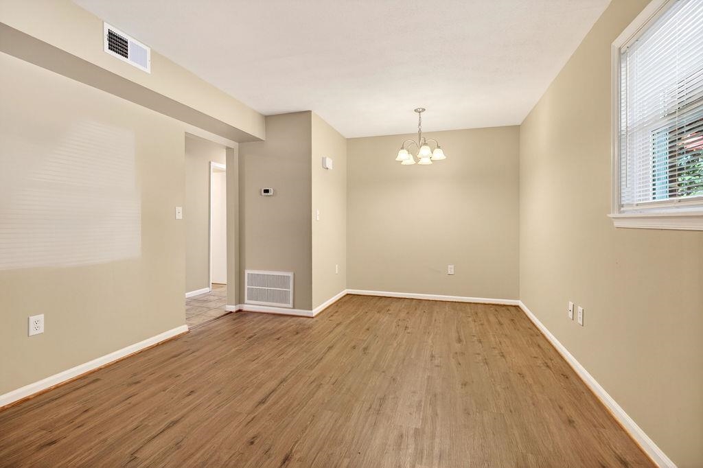 2337 MORRIS MILL RD, STAUNTON, Virginia 24401, 2 Bedrooms Bedrooms, ,1 BathroomBathrooms,Residential,2337 MORRIS MILL RD,676020 MLS # 676020