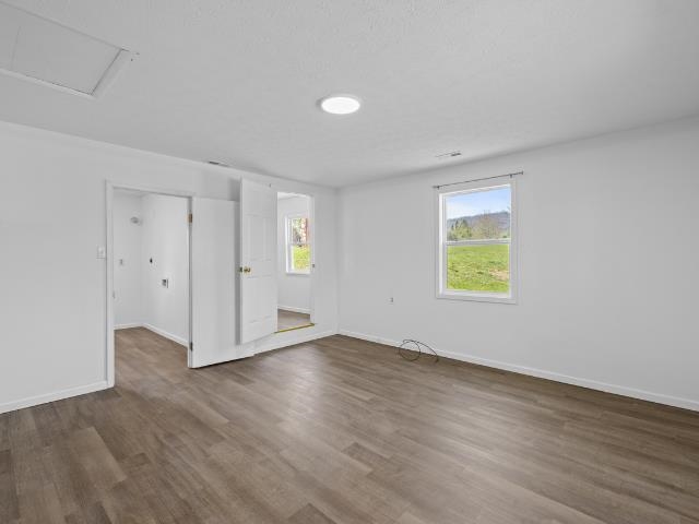 7149 JOSEPH FUNK LN, SINGERS GLEN, Virginia 22850, 4 Bedrooms Bedrooms, ,3 BathroomsBathrooms,Residential,7149 JOSEPH FUNK LN,676022 MLS # 676022