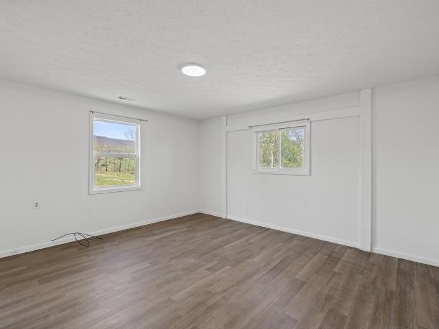 7149 JOSEPH FUNK LN, SINGERS GLEN, Virginia 22850, 4 Bedrooms Bedrooms, ,3 BathroomsBathrooms,Residential,7149 JOSEPH FUNK LN,676022 MLS # 676022