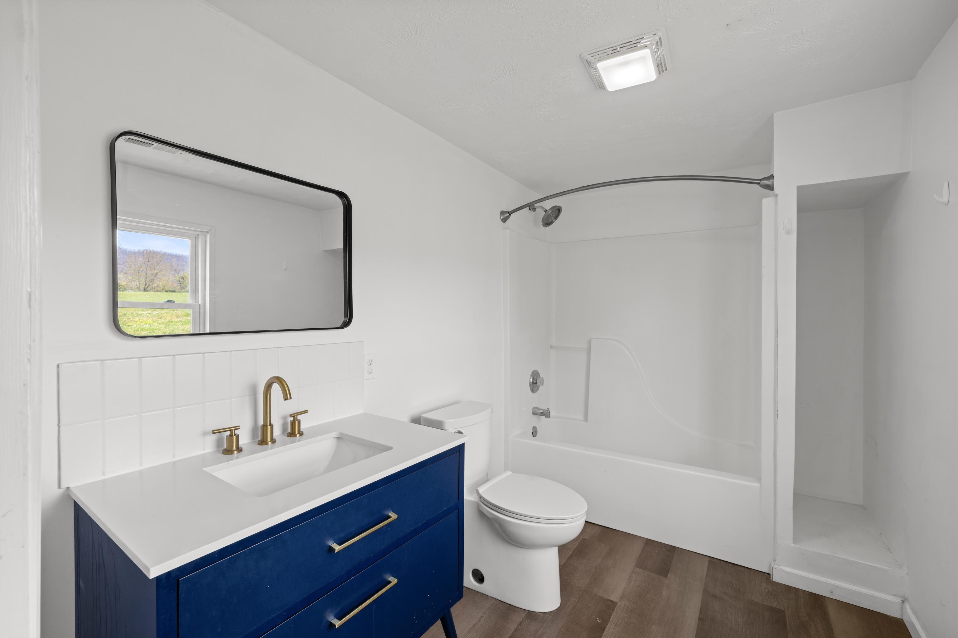 7149 JOSEPH FUNK LN, SINGERS GLEN, Virginia 22850, 4 Bedrooms Bedrooms, ,3 BathroomsBathrooms,Residential,7149 JOSEPH FUNK LN,676022 MLS # 676022