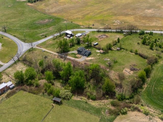 7149 JOSEPH FUNK LN, SINGERS GLEN, Virginia 22850, 4 Bedrooms Bedrooms, ,3 BathroomsBathrooms,Residential,7149 JOSEPH FUNK LN,676022 MLS # 676022