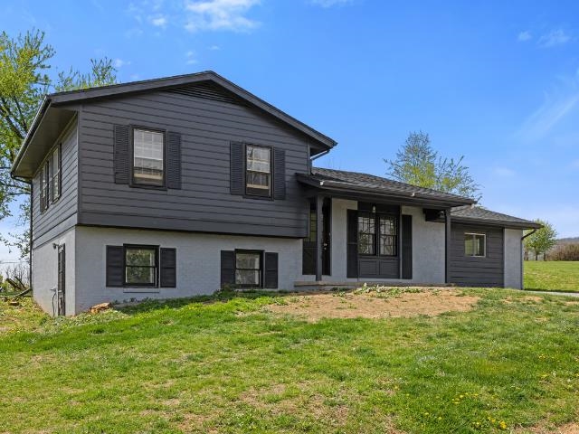 7149 JOSEPH FUNK LN, SINGERS GLEN, Virginia 22850, 4 Bedrooms Bedrooms, ,3 BathroomsBathrooms,Residential,7149 JOSEPH FUNK LN,676022 MLS # 676022