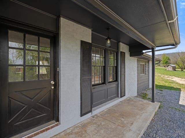 7149 JOSEPH FUNK LN, SINGERS GLEN, Virginia 22850, 4 Bedrooms Bedrooms, ,3 BathroomsBathrooms,Residential,7149 JOSEPH FUNK LN,676022 MLS # 676022