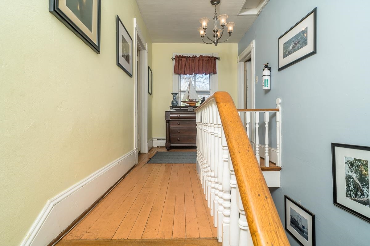 133 W SPRINGBROOK RD, BROADWAY, Virginia 22815, 4 Bedrooms Bedrooms, ,1 BathroomBathrooms,Residential,133 W SPRINGBROOK RD,676024 MLS # 676024