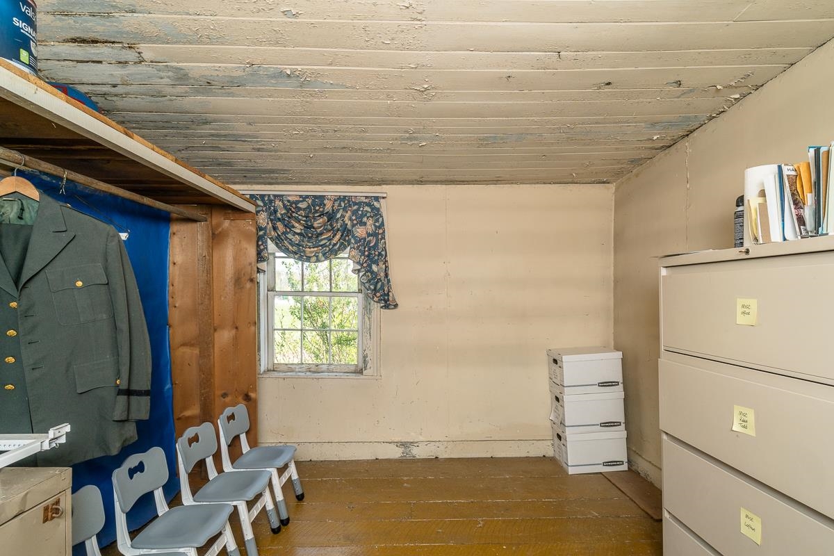 133 W SPRINGBROOK RD, BROADWAY, Virginia 22815, 4 Bedrooms Bedrooms, ,1 BathroomBathrooms,Residential,133 W SPRINGBROOK RD,676024 MLS # 676024