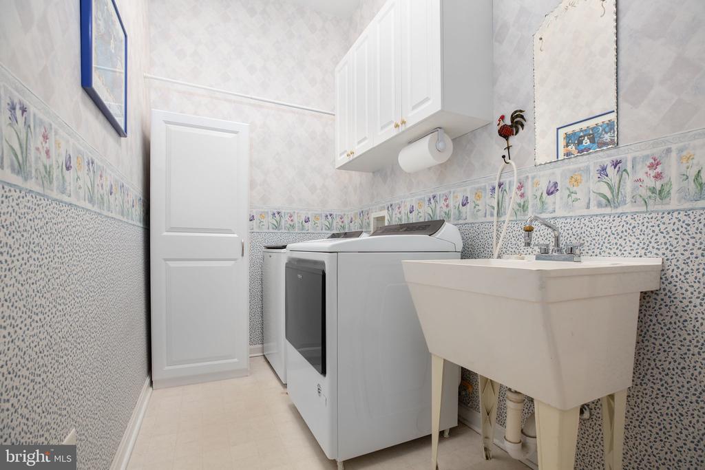 3008 SAINT ANNES CT, FREDERICKSBURG, Virginia 22408, ,Residential,3008 SAINT ANNES CT,VASP2040272 MLS # VASP2040272