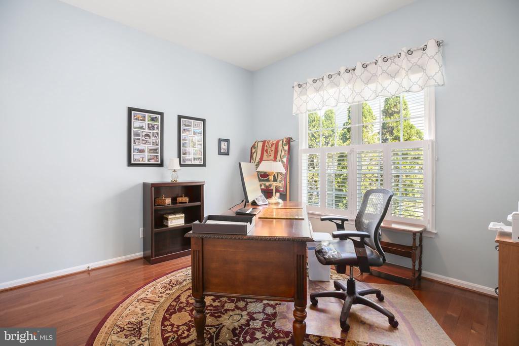 3008 SAINT ANNES CT, FREDERICKSBURG, Virginia 22408, ,Residential,3008 SAINT ANNES CT,VASP2040272 MLS # VASP2040272