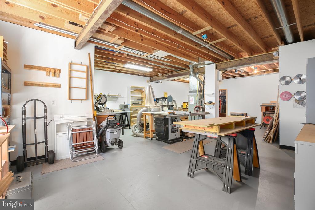 3008 SAINT ANNES CT, FREDERICKSBURG, Virginia 22408, ,Residential,3008 SAINT ANNES CT,VASP2040272 MLS # VASP2040272