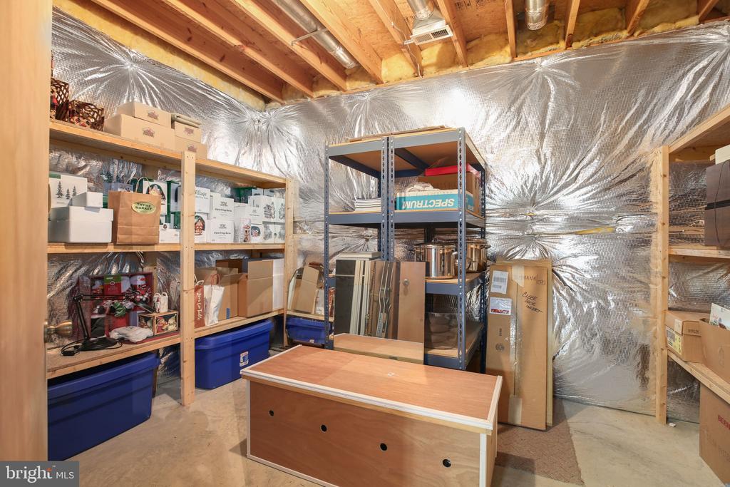 3008 SAINT ANNES CT, FREDERICKSBURG, Virginia 22408, ,Residential,3008 SAINT ANNES CT,VASP2040272 MLS # VASP2040272