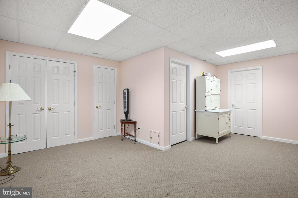 3008 SAINT ANNES CT, FREDERICKSBURG, Virginia 22408, ,Residential,3008 SAINT ANNES CT,VASP2040272 MLS # VASP2040272