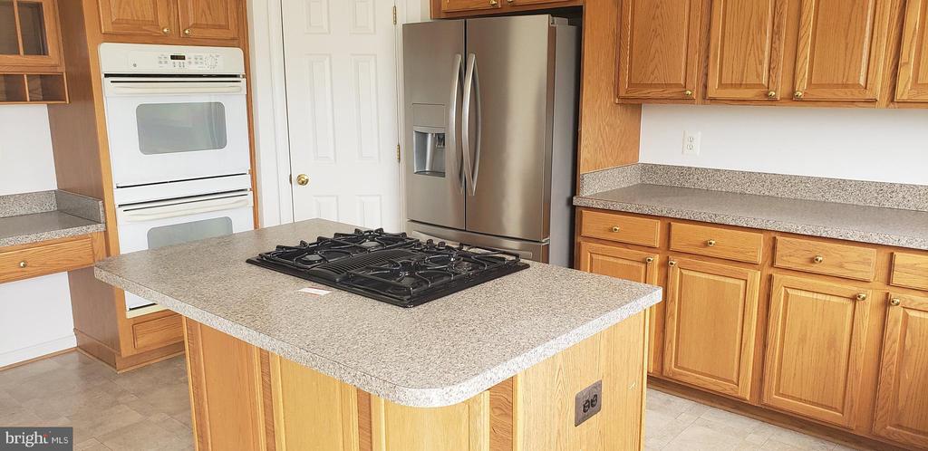 863 FOX DEN RD, CULPEPER, Virginia 22701, 4 Bedrooms Bedrooms, ,2 BathroomsBathrooms,Residential,863 FOX DEN RD,VACU2013278 MLS # VACU2013278