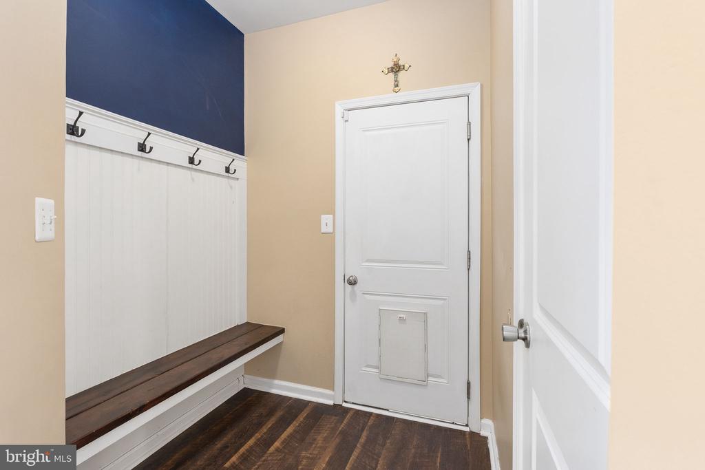 2509 CORNELL DR, FREDERICKSBURG, Virginia 22408, 4 Bedrooms Bedrooms, ,2 BathroomsBathrooms,Residential,2509 CORNELL DR,VASP2040972 MLS # VASP2040972