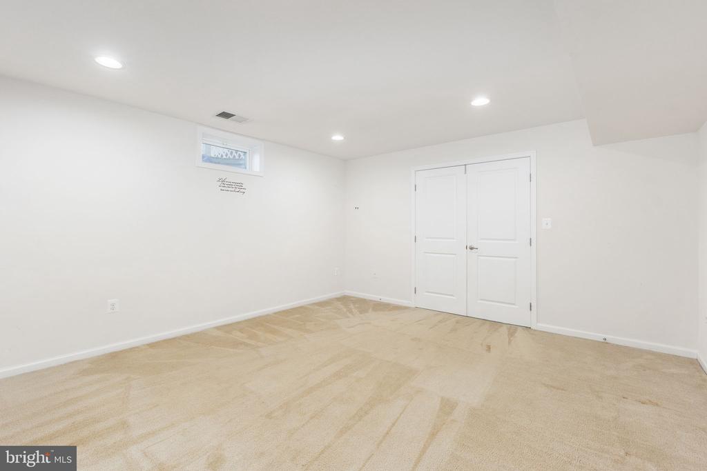 2509 CORNELL DR, FREDERICKSBURG, Virginia 22408, 4 Bedrooms Bedrooms, ,2 BathroomsBathrooms,Residential,2509 CORNELL DR,VASP2040972 MLS # VASP2040972