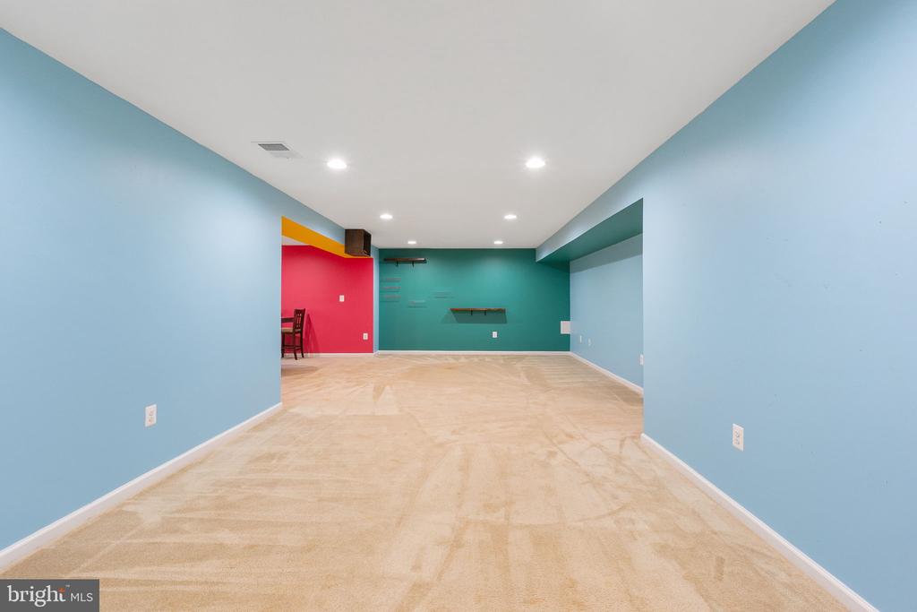 2509 CORNELL DR, FREDERICKSBURG, Virginia 22408, 4 Bedrooms Bedrooms, ,2 BathroomsBathrooms,Residential,2509 CORNELL DR,VASP2040972 MLS # VASP2040972