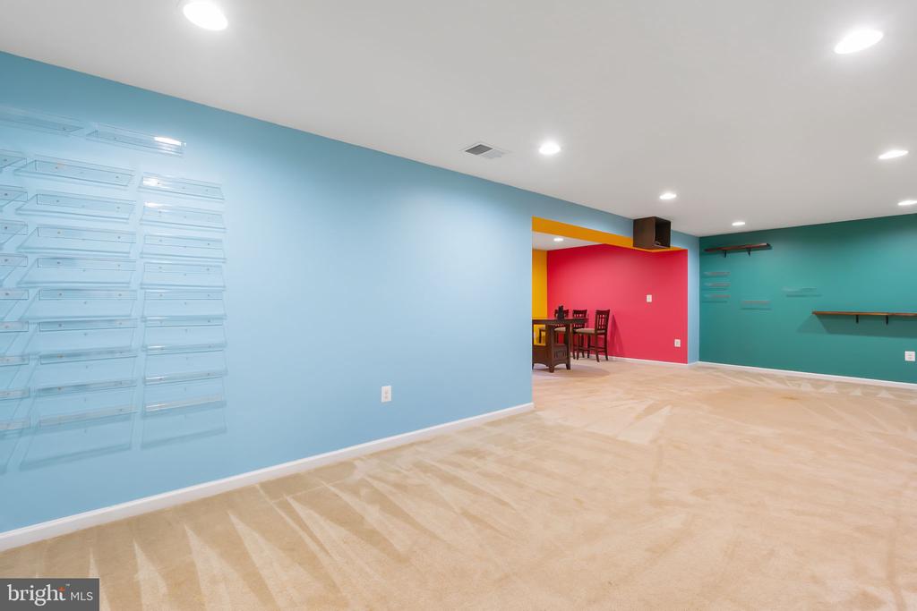 2509 CORNELL DR, FREDERICKSBURG, Virginia 22408, 4 Bedrooms Bedrooms, ,2 BathroomsBathrooms,Residential,2509 CORNELL DR,VASP2040972 MLS # VASP2040972