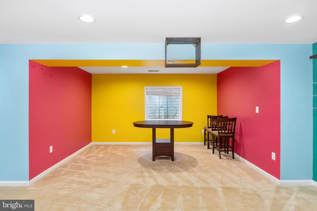 2509 CORNELL DR, FREDERICKSBURG, Virginia 22408, 4 Bedrooms Bedrooms, ,2 BathroomsBathrooms,Residential,2509 CORNELL DR,VASP2040972 MLS # VASP2040972