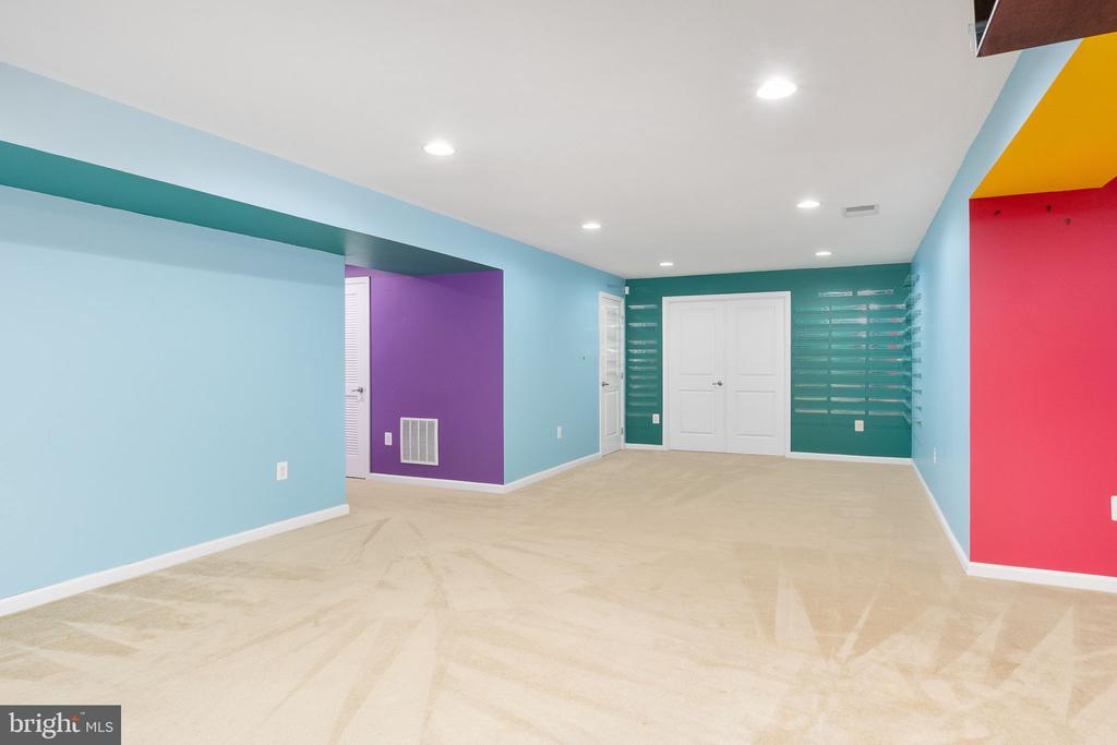 2509 CORNELL DR, FREDERICKSBURG, Virginia 22408, 4 Bedrooms Bedrooms, ,2 BathroomsBathrooms,Residential,2509 CORNELL DR,VASP2040972 MLS # VASP2040972