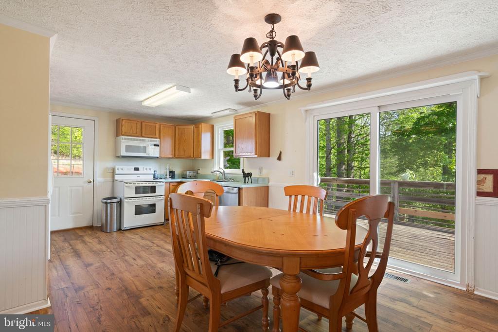 10485 CEDAR HILL RD, GORDONSVILLE, Virginia 22942, 4 Bedrooms Bedrooms, ,3 BathroomsBathrooms,Residential,10485 CEDAR HILL RD,VAOR2013700 MLS # VAOR2013700