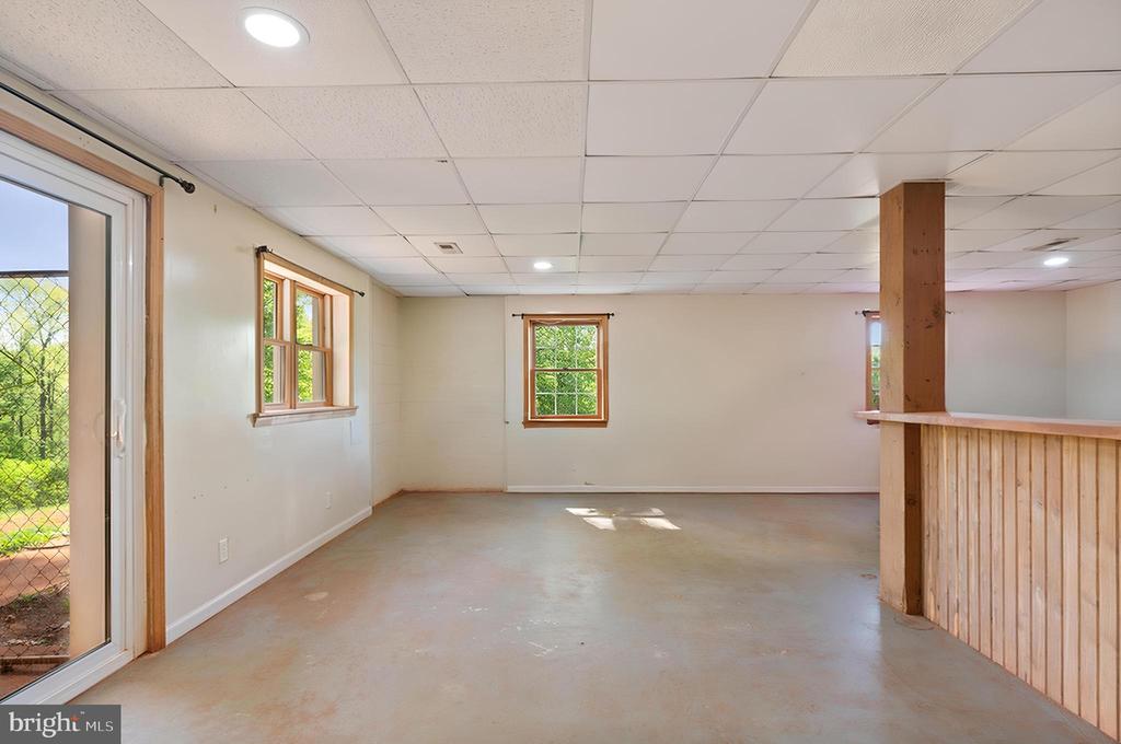 10485 CEDAR HILL RD, GORDONSVILLE, Virginia 22942, 4 Bedrooms Bedrooms, ,3 BathroomsBathrooms,Residential,10485 CEDAR HILL RD,VAOR2013700 MLS # VAOR2013700