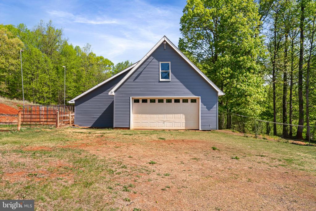10485 CEDAR HILL RD, GORDONSVILLE, Virginia 22942, 4 Bedrooms Bedrooms, ,3 BathroomsBathrooms,Residential,10485 CEDAR HILL RD,VAOR2013700 MLS # VAOR2013700