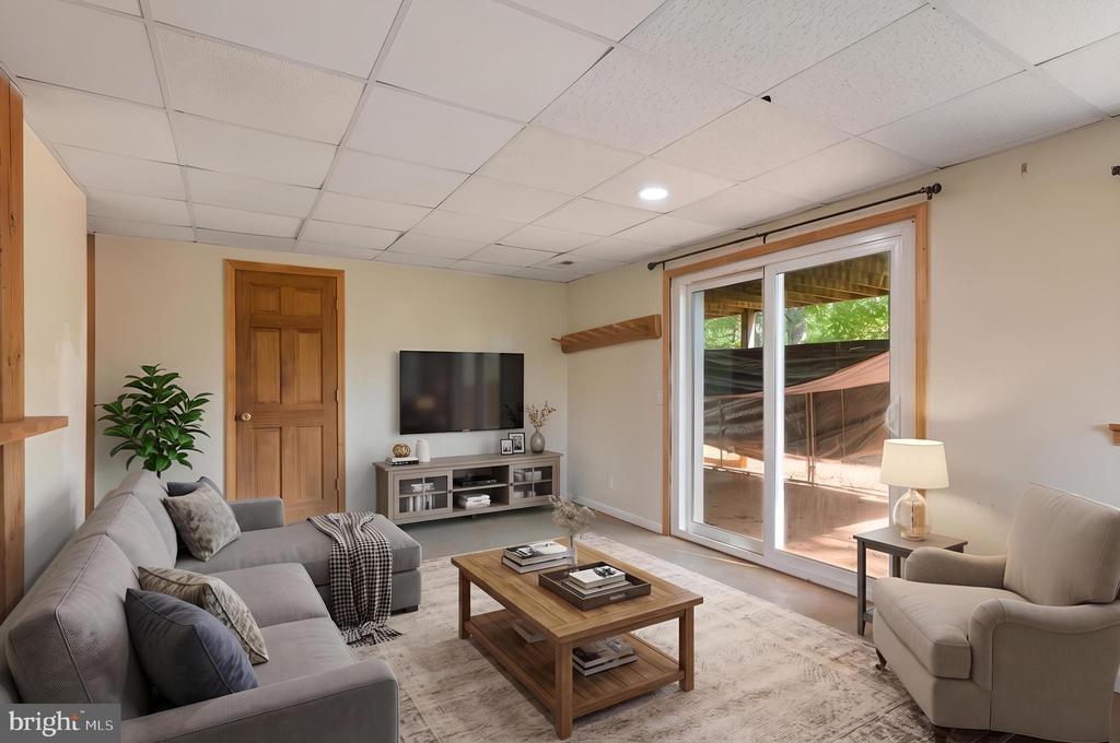 10485 CEDAR HILL RD, GORDONSVILLE, Virginia 22942, 4 Bedrooms Bedrooms, ,3 BathroomsBathrooms,Residential,10485 CEDAR HILL RD,VAOR2013700 MLS # VAOR2013700