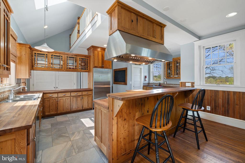 17280 REID RD, BRANDY STATION, Virginia 22714, 5 Bedrooms Bedrooms, ,4 BathroomsBathrooms,Residential,17280 REID RD,VACU2013334 MLS # VACU2013334