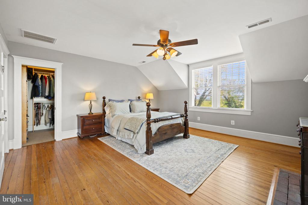 17280 REID RD, BRANDY STATION, Virginia 22714, 5 Bedrooms Bedrooms, ,4 BathroomsBathrooms,Residential,17280 REID RD,VACU2013334 MLS # VACU2013334