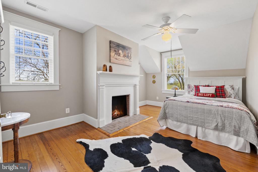 17280 REID RD, BRANDY STATION, Virginia 22714, 5 Bedrooms Bedrooms, ,4 BathroomsBathrooms,Residential,17280 REID RD,VACU2013334 MLS # VACU2013334