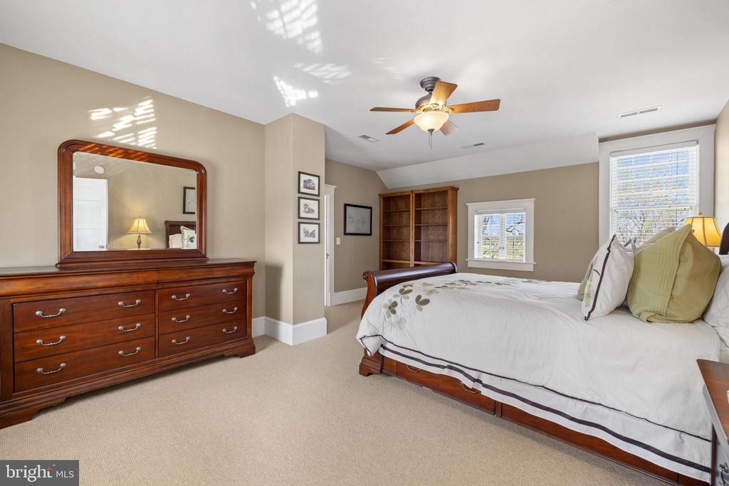 17280 REID RD, BRANDY STATION, Virginia 22714, 5 Bedrooms Bedrooms, ,4 BathroomsBathrooms,Residential,17280 REID RD,VACU2013334 MLS # VACU2013334