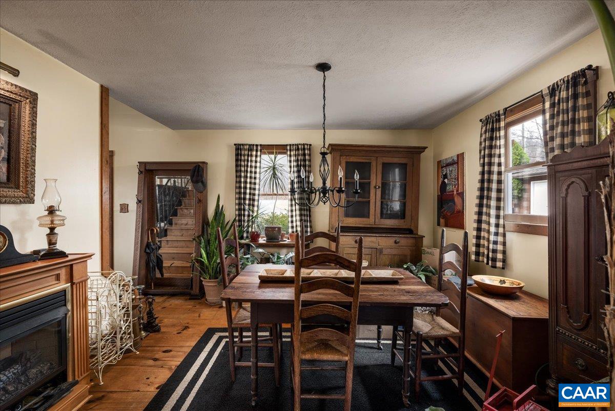 406 RACCOON DR, WINCHESTER, Virginia 22602, 3 Bedrooms Bedrooms, ,2 BathroomsBathrooms,Residential,406 RACCOON DR,674053 MLS # 674053