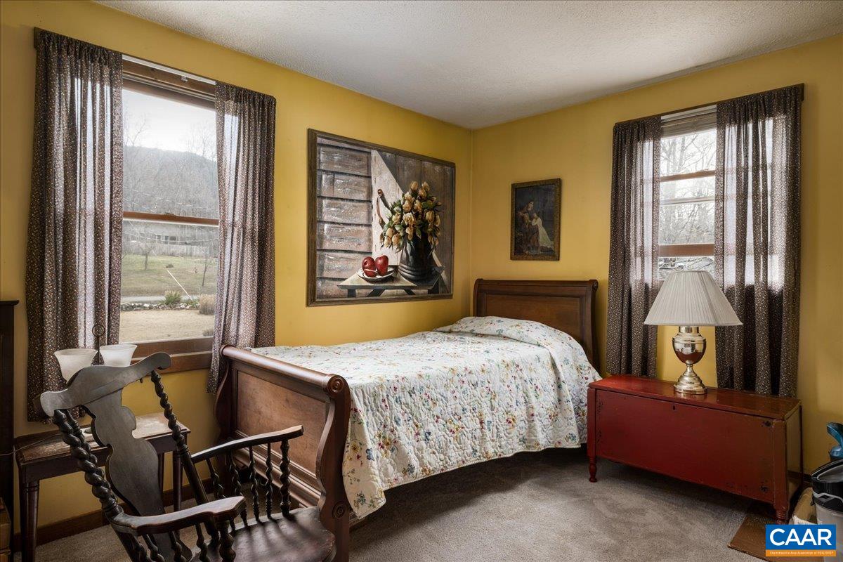 406 RACCOON DR, WINCHESTER, Virginia 22602, 3 Bedrooms Bedrooms, ,2 BathroomsBathrooms,Residential,406 RACCOON DR,674053 MLS # 674053