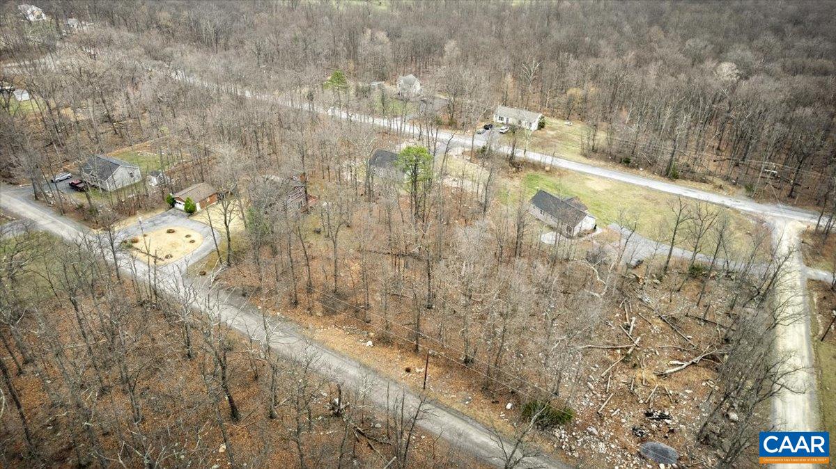 406 RACCOON DR, WINCHESTER, Virginia 22602, 3 Bedrooms Bedrooms, ,2 BathroomsBathrooms,Residential,406 RACCOON DR,674053 MLS # 674053