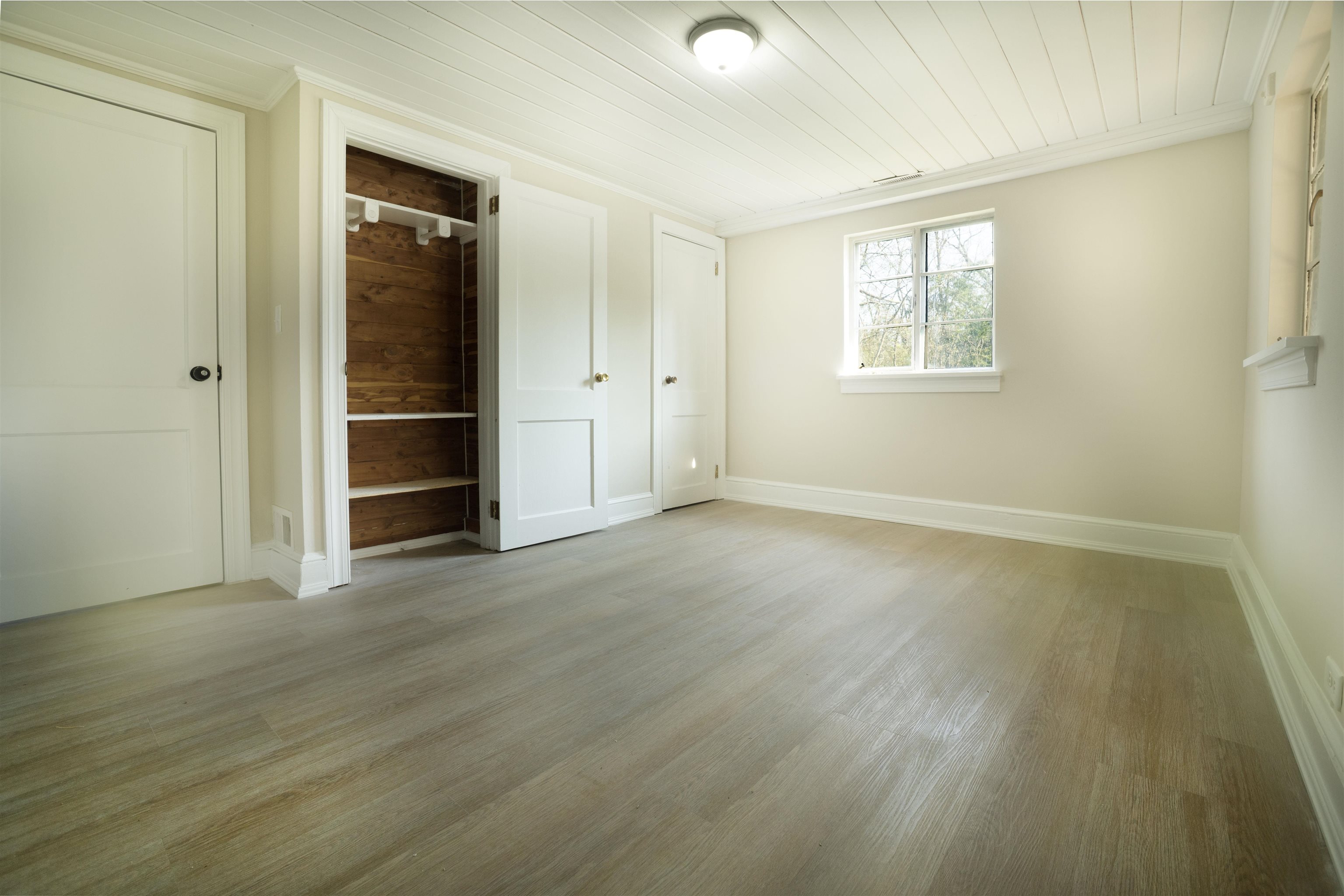 1641 SMITHLAND RD, HARRISONBURG, Virginia 22802, 3 Bedrooms Bedrooms, ,2 BathroomsBathrooms,Residential,1641 SMITHLAND RD,675569 MLS # 675569