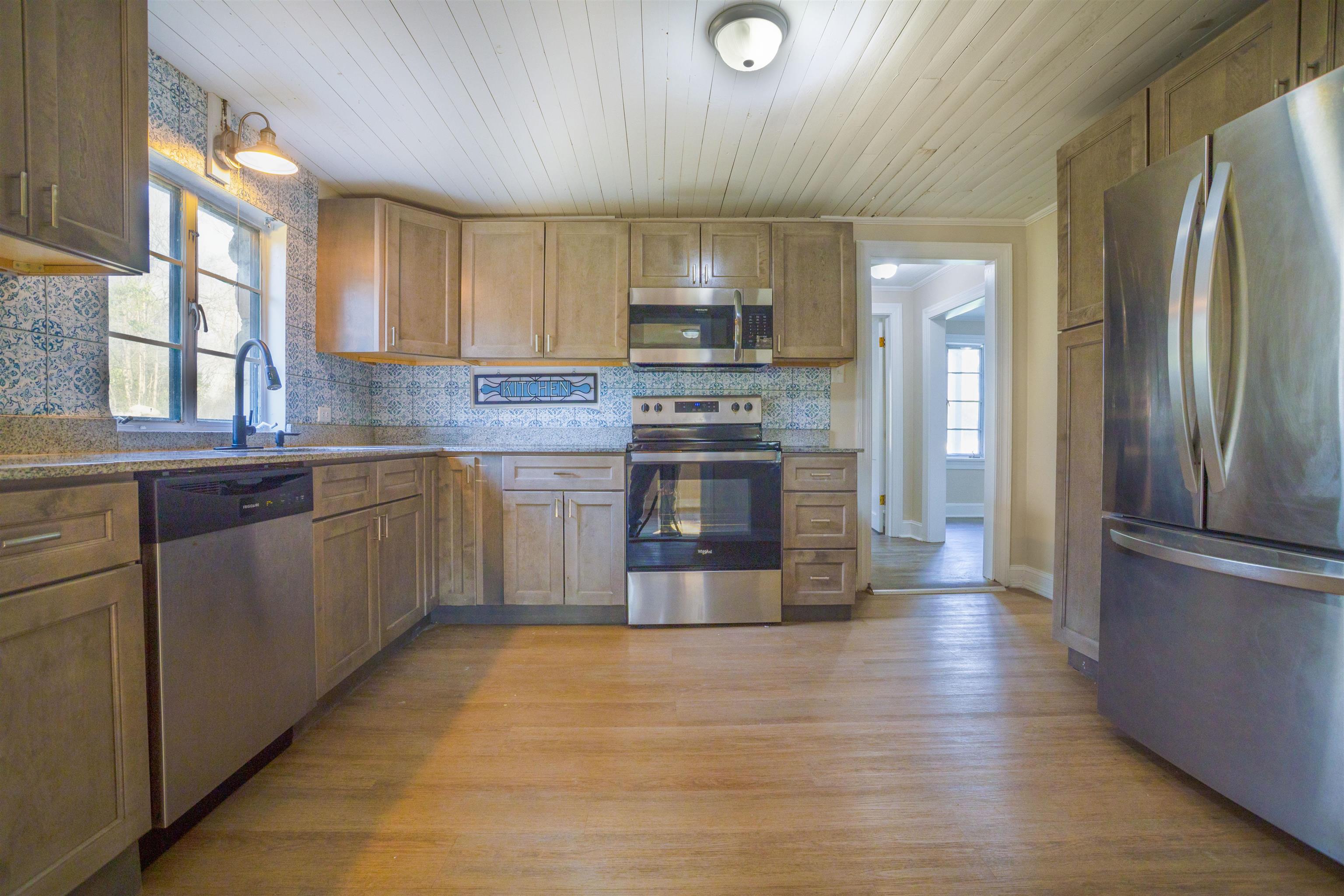 1641 SMITHLAND RD, HARRISONBURG, Virginia 22802, 3 Bedrooms Bedrooms, ,2 BathroomsBathrooms,Residential,1641 SMITHLAND RD,675569 MLS # 675569