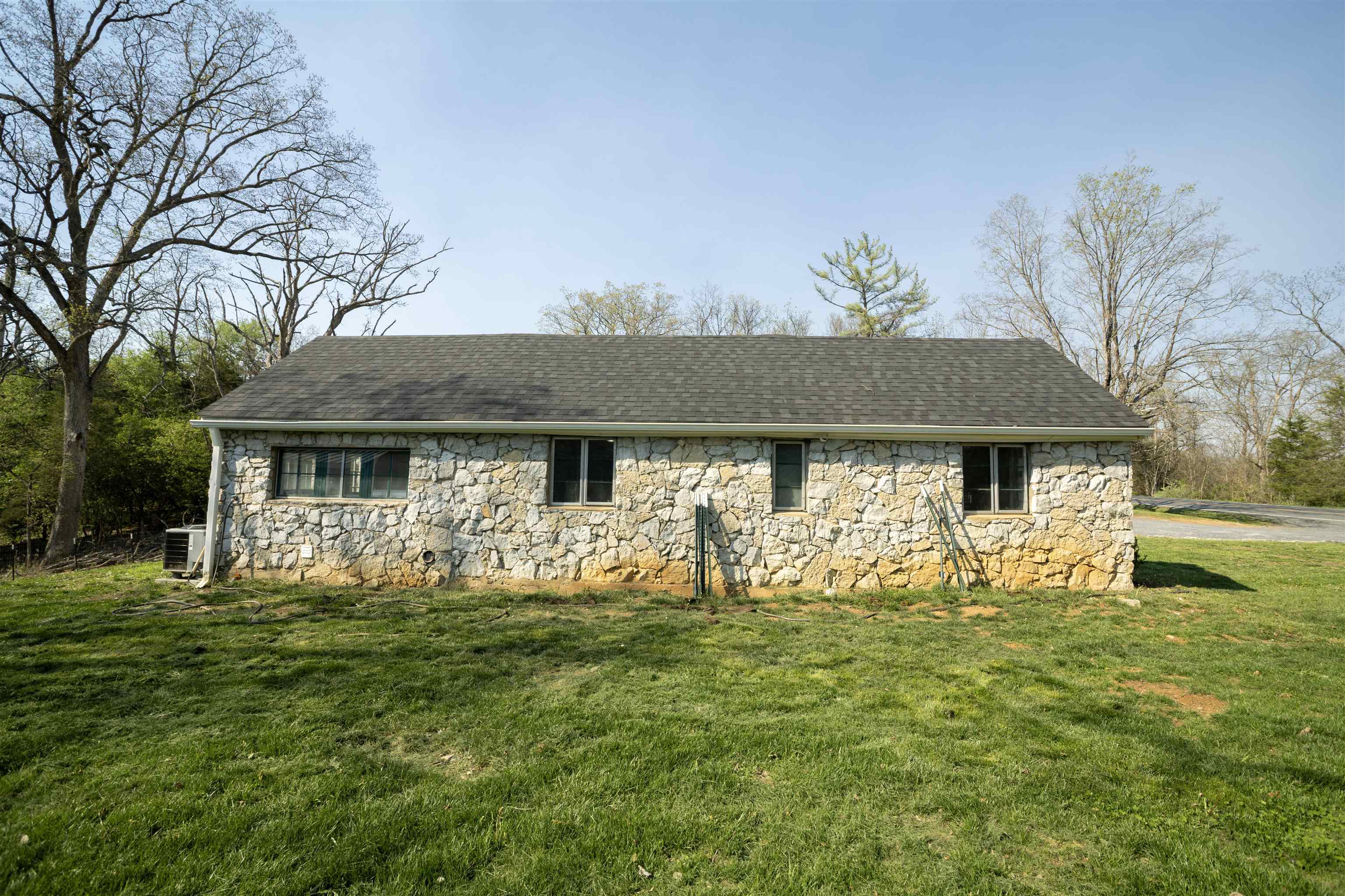 1641 SMITHLAND RD, HARRISONBURG, Virginia 22802, 3 Bedrooms Bedrooms, ,2 BathroomsBathrooms,Residential,1641 SMITHLAND RD,675569 MLS # 675569