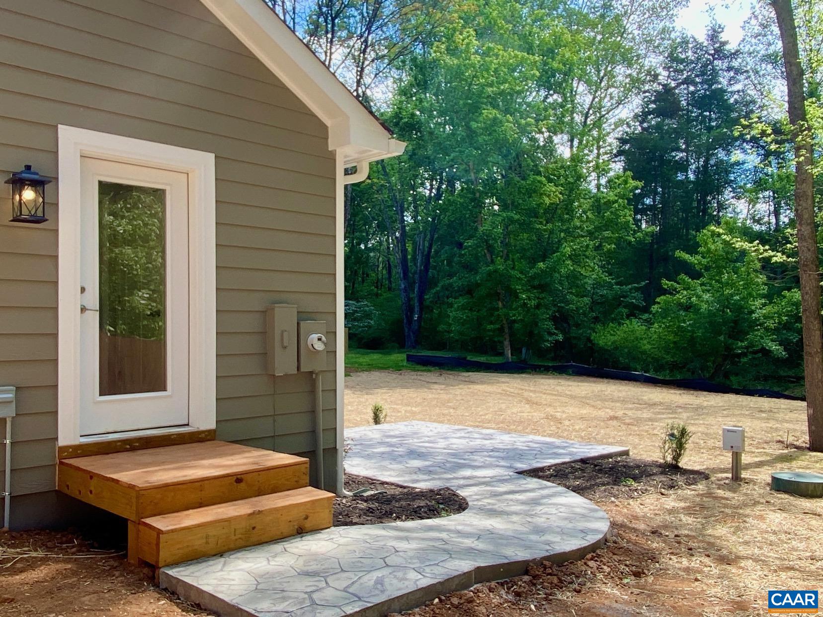 108 BOLLINGBROOK DR, CHARLOTTESVILLE, Virginia 22911, 3 Bedrooms Bedrooms, ,2 BathroomsBathrooms,Residential,108 BOLLINGBROOK DR,675615 MLS # 675615