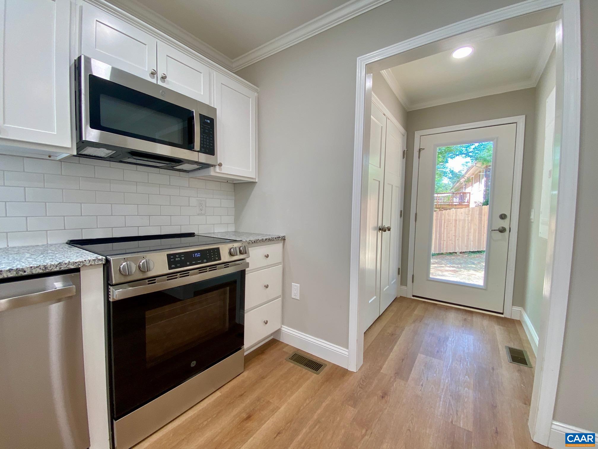 108 BOLLINGBROOK DR, CHARLOTTESVILLE, Virginia 22911, 3 Bedrooms Bedrooms, ,2 BathroomsBathrooms,Residential,108 BOLLINGBROOK DR,675615 MLS # 675615