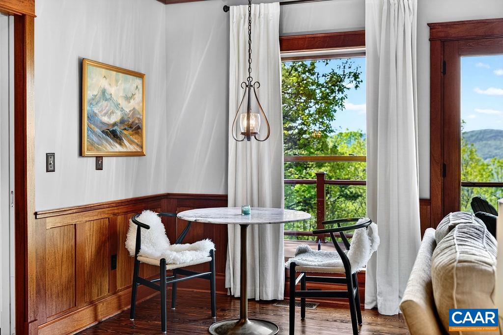 1059 BRYANT MOUNTAIN RD, ROSELAND, Virginia 22967, 3 Bedrooms Bedrooms, ,3 BathroomsBathrooms,Residential,1059 BRYANT MOUNTAIN RD,676025 MLS # 676025