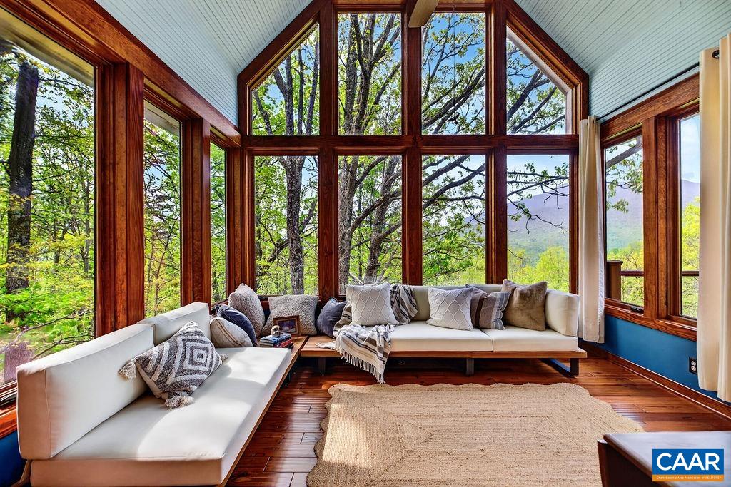 1059 BRYANT MOUNTAIN RD, ROSELAND, Virginia 22967, 3 Bedrooms Bedrooms, ,3 BathroomsBathrooms,Residential,1059 BRYANT MOUNTAIN RD,676025 MLS # 676025