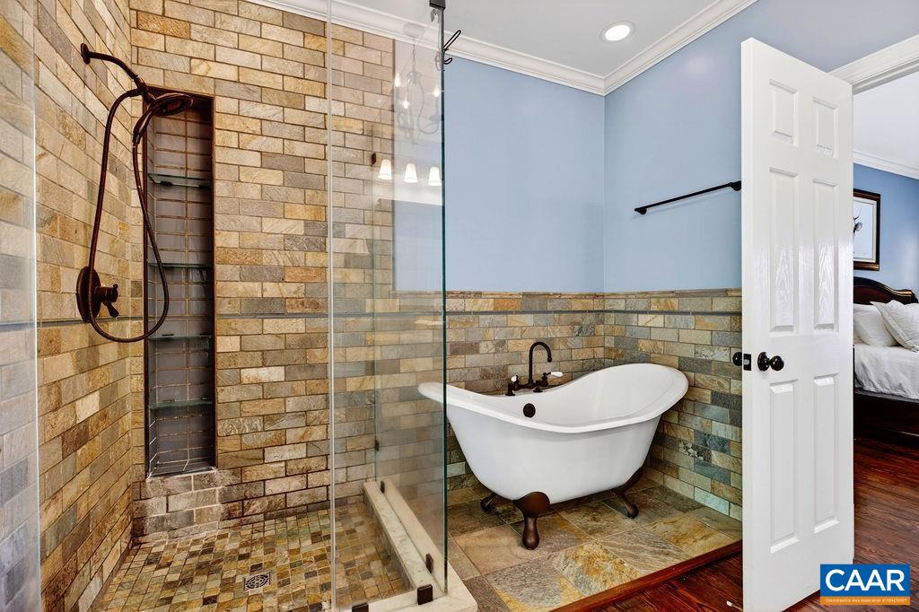 1059 BRYANT MOUNTAIN RD, ROSELAND, Virginia 22967, 3 Bedrooms Bedrooms, ,3 BathroomsBathrooms,Residential,1059 BRYANT MOUNTAIN RD,676025 MLS # 676025