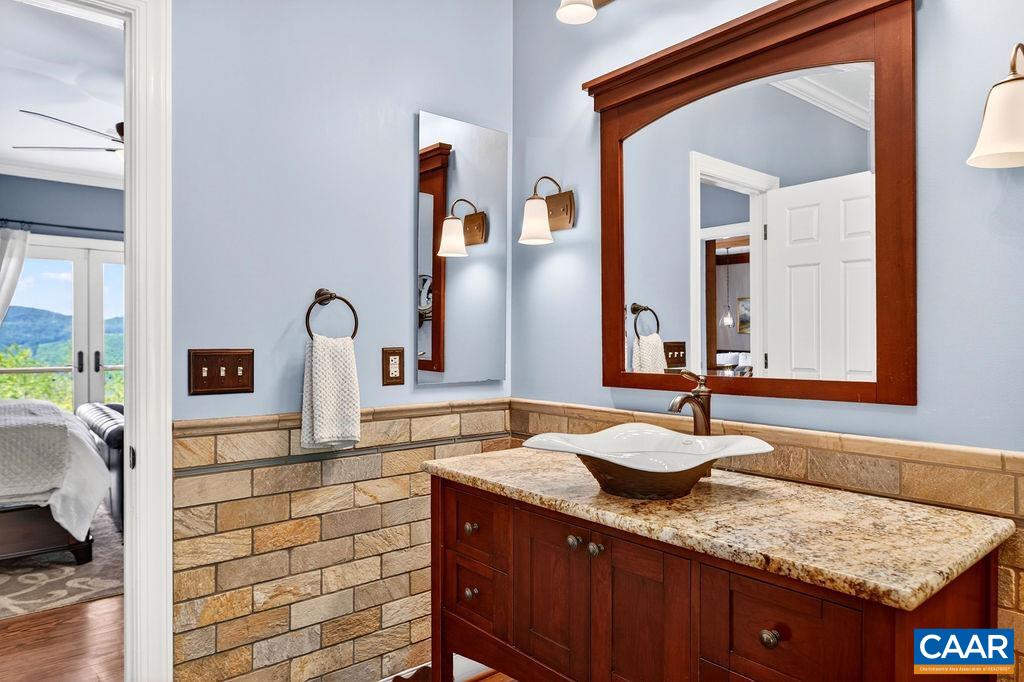 1059 BRYANT MOUNTAIN RD, ROSELAND, Virginia 22967, 3 Bedrooms Bedrooms, ,3 BathroomsBathrooms,Residential,1059 BRYANT MOUNTAIN RD,676025 MLS # 676025