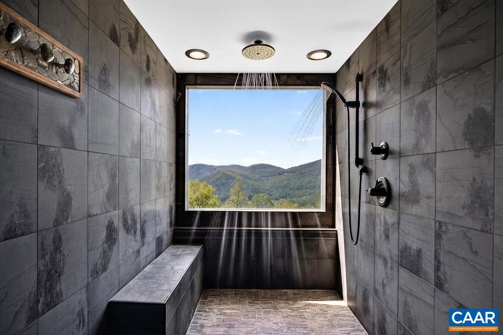 1059 BRYANT MOUNTAIN RD, ROSELAND, Virginia 22967, 3 Bedrooms Bedrooms, ,3 BathroomsBathrooms,Residential,1059 BRYANT MOUNTAIN RD,676025 MLS # 676025