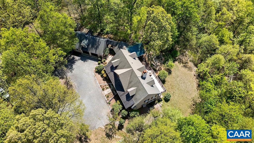 1059 BRYANT MOUNTAIN RD, ROSELAND, Virginia 22967, 3 Bedrooms Bedrooms, ,3 BathroomsBathrooms,Residential,1059 BRYANT MOUNTAIN RD,676025 MLS # 676025